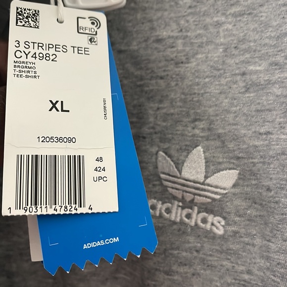 ADiDAS TRACK SUIT (XL) - Picture 9 of 9